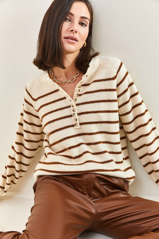 Bianco Lucci Women's Buttoned Collar Turtleneck Striped Knitwear Sweater Beige-brown Women