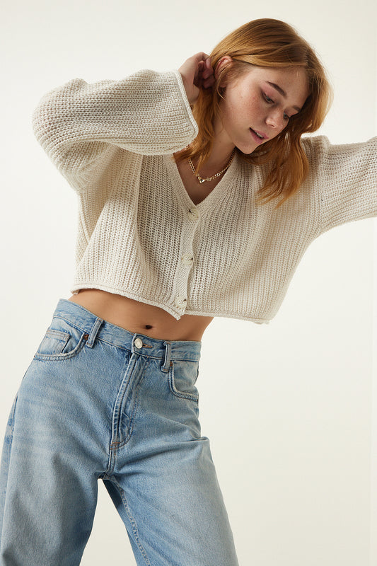 Happiness İstanbul Women's Cream V-Neck Seasonal Crop Knitwear Cardigan Women