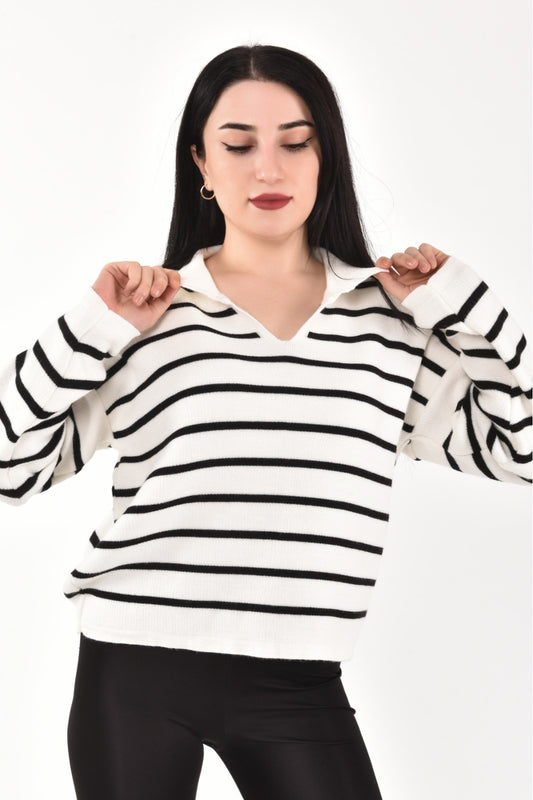 dijimodway Women's Ecru Black Striped Polo Neck Crop Knitwear Sweater White Women