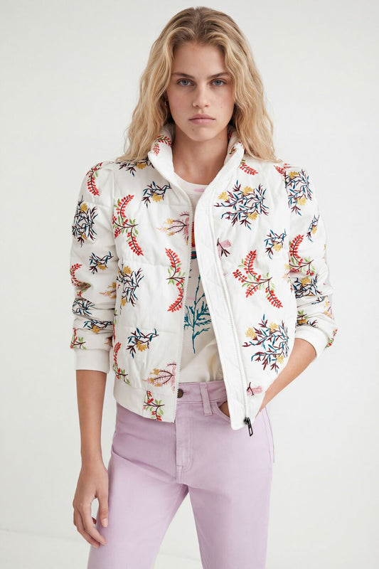Coat Women (22SWEW201006) Women