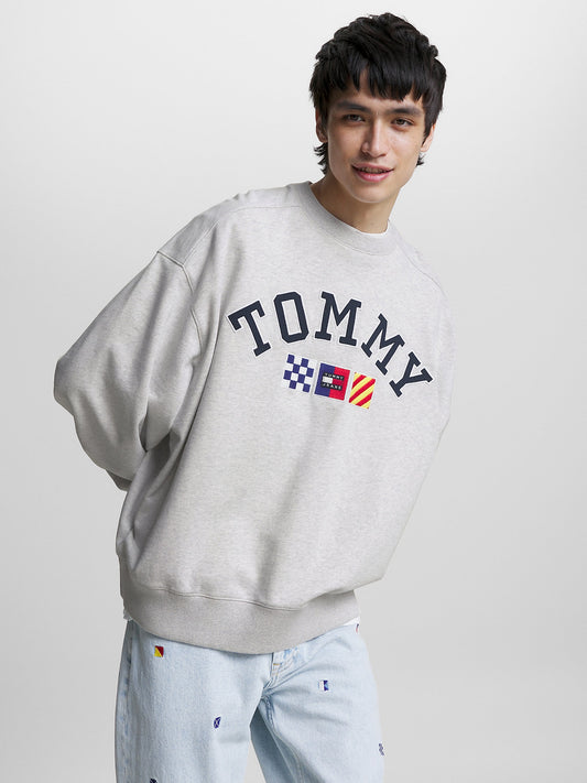 Tommy Jeans Men hoodless sweatshirts (DM0DM16816-PJ4)