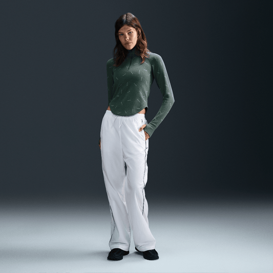 Nike Sportswear Collection Women's Slim 1/2-Zip Long-Sleeve Logo Top Vintage Green/Light Army/Vintage Green (FV7821-338) Women