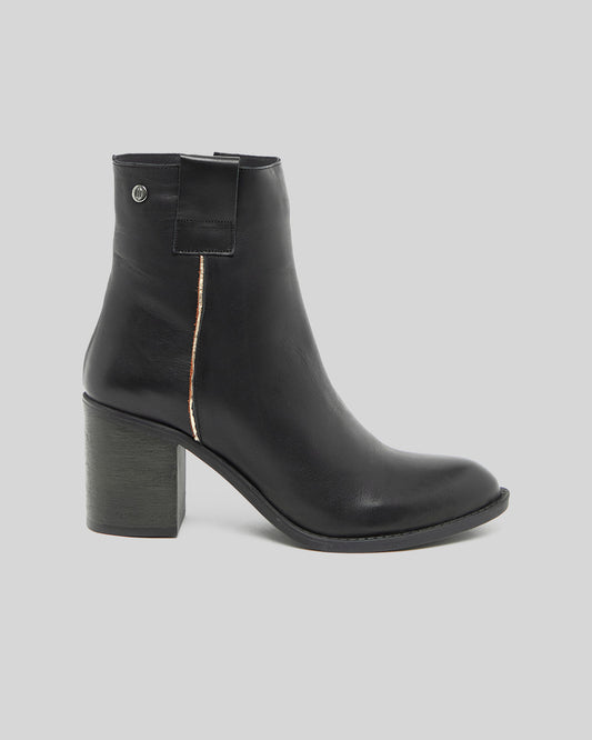 CLOSET by LO Boots Black (14V231C2) Women