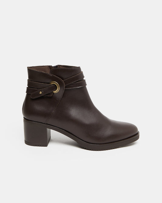 TRUE SAGE Boots Brown (16V631C14) Women