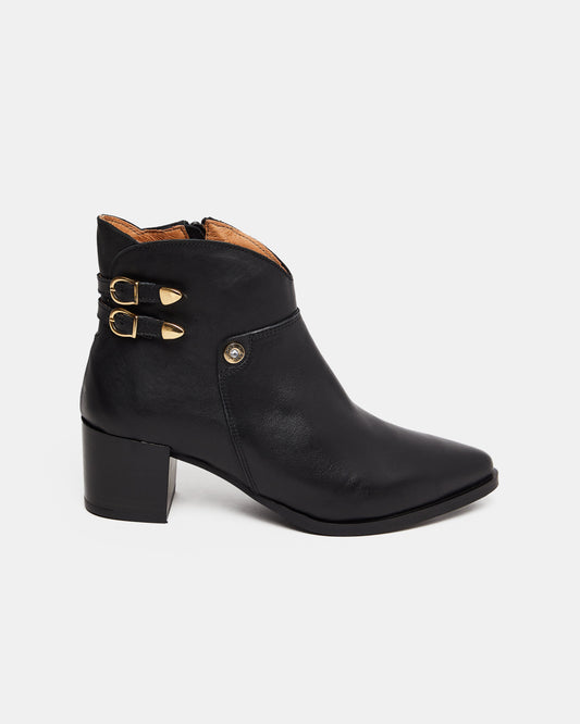 EXÉ Boots Black (18V799C2) Women